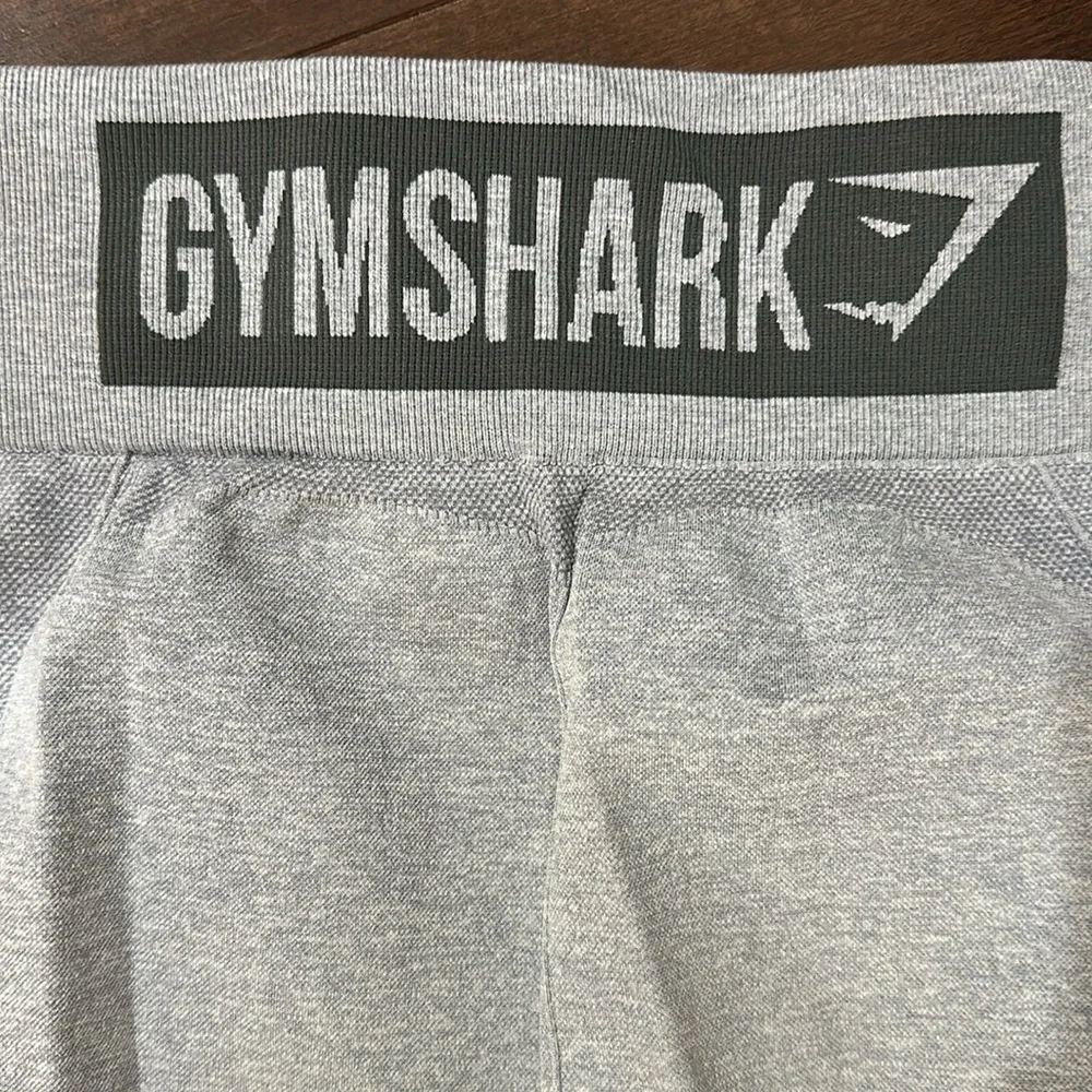 Gymshark Light Gray Seamless Leggings with Branded Waistband